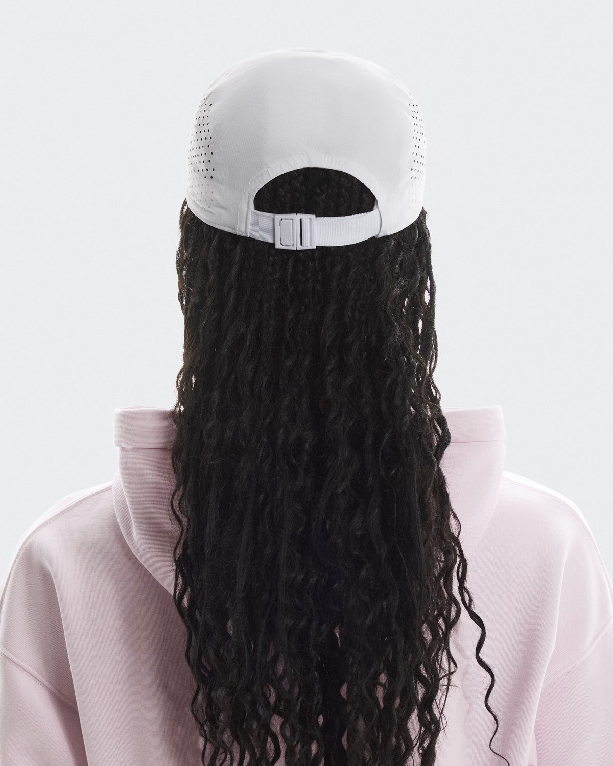 On - Lightweight Cap White/White (2UF1330069)