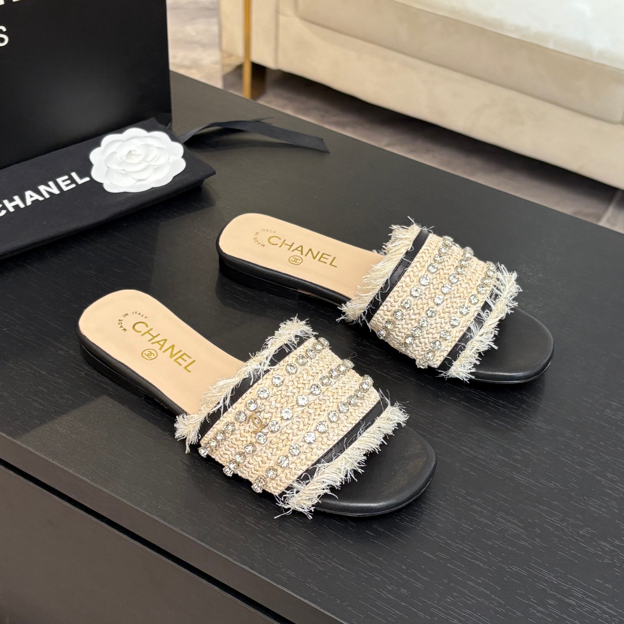 CHANEL FLAT SANDALS BEIGE AND BLACK WITH CRYSTALS